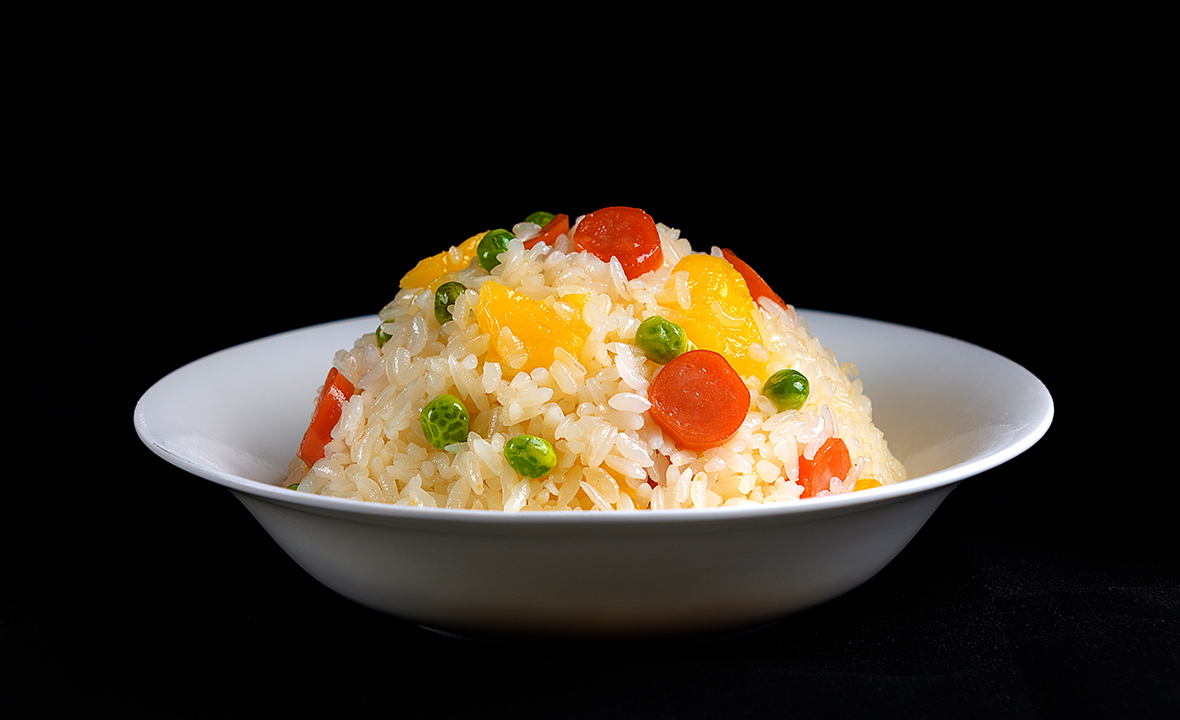  泰式菠萝炒饭 